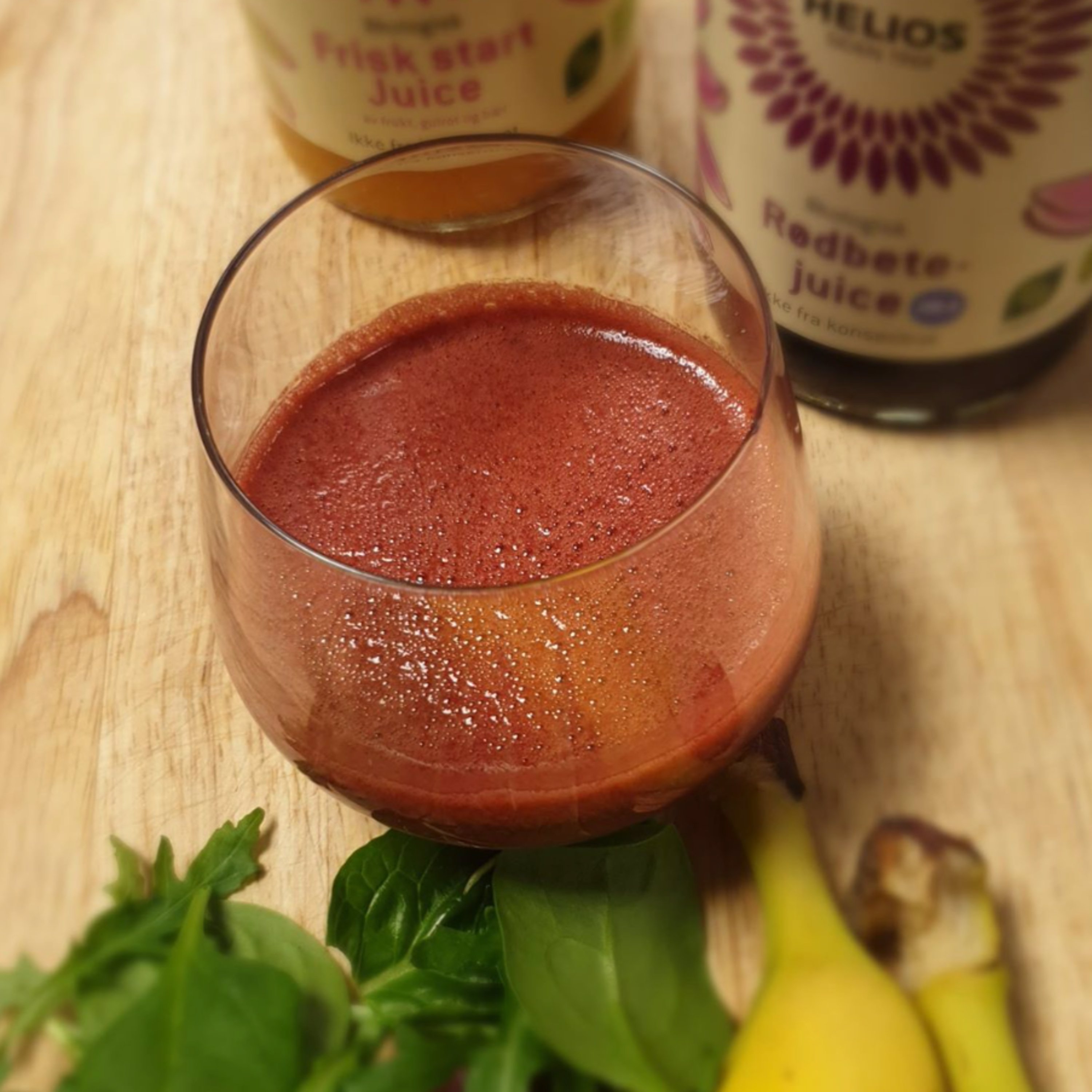 Matpodden - Kjapp smoothie med rødbetejuice og banan