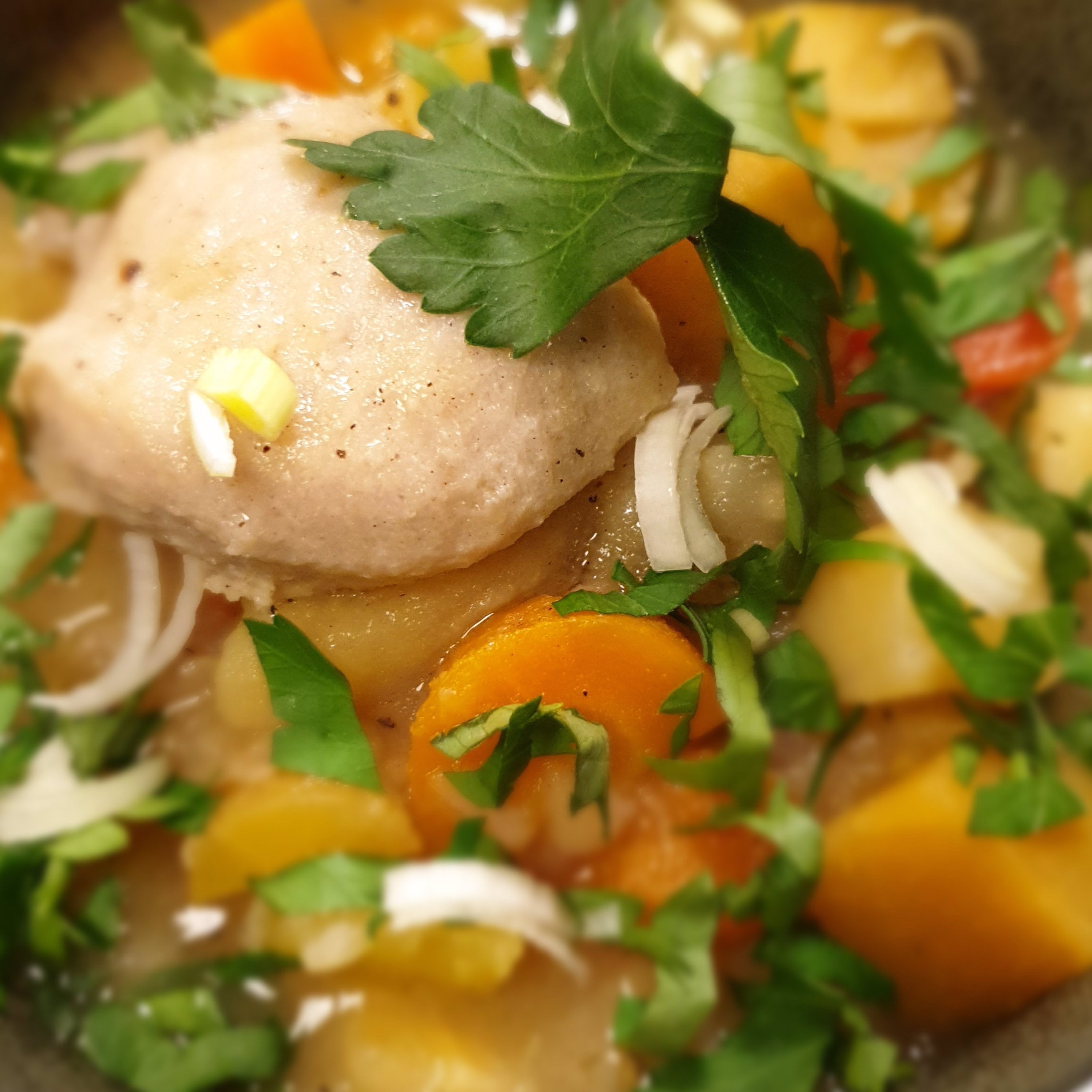 Matpodden - Grønnsaksuppe med medisterboller